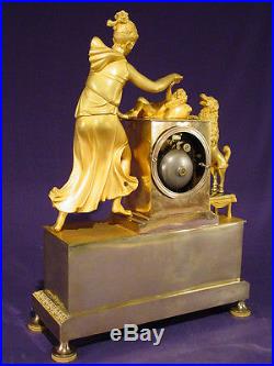 Pendule bronze doré Empire Restauration french clock uhr XIXéme 43 cm