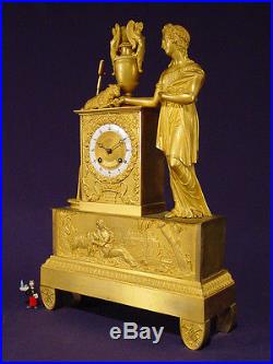 Pendule bronze doré Empire Restauration french clock uhr XIXéme 46 cm