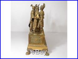 Pendule bronze doré serment des horaces décor romain soldat époque empire