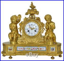 Pendule bronze et porcelaine. Kaminuhr Empire clock bronze horloge antique uhren