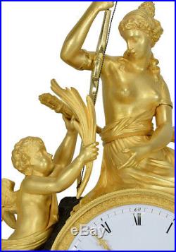 Pendule chasseresse. Kaminuhr Empire clock bronze horloge antique cartel