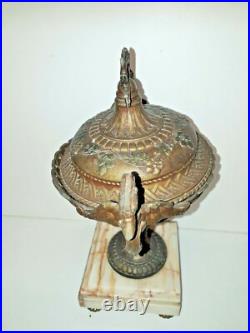 Pendule d'après Louis et François Moreau Les Tourterelles