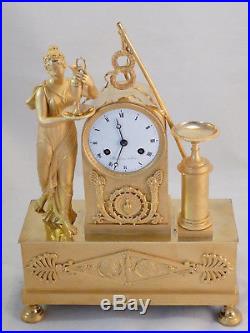 Pendule d'époque Restauration Bronze Doré ormolu clock uhr reloj