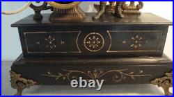 Pendule de cheminée, 1900, marbre et bronze, en bon état et qui fonctionne