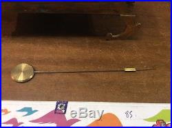 Pendule en bronze doré 19 eme siecle mouvement a fil hauteur 40.5cm