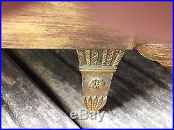 Pendule en bronze doré d'époque Empire décor dit à la folie