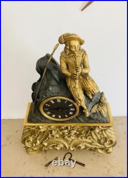 Pendule en bronze doré époque XIXe par Baullier & fils à PARIS (balancier à fil) Pendule en bronze doré époque XIXe par Baullier & fils à PARIS (balancier à fil)