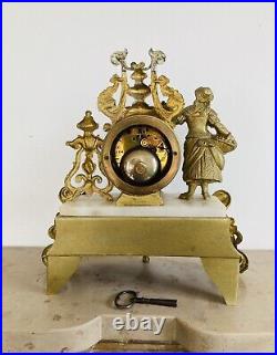 Pendule époque Napoleon III, Sujet La Vigneronne, Mouvement MONS du BOURS 1878