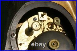 Pendule époque restauration à fil bronze