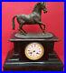Pendule-fin-XIXe-Cheval-horse-clock-bronze-sur-marbre-mouvement-de-Paris-01-jgl
