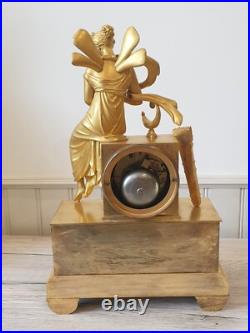 Pendule mythologique en bronze doré PSYCHE ouvrant la boite Viel Robin XIXé n545