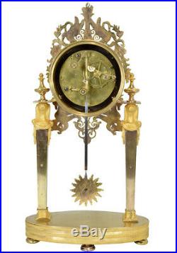 Pendule portique Egypte. Kaminuhr Empire clock bronze horloge antike uhren
