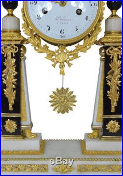 Pendule portique Louis XVI. Kaminuhr Empire clock bronze horloge antique