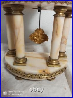 Pendule portique st Louis XVI marbre bronze dore fonctionne sonne