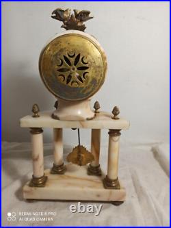 Pendule portique st Louis XVI marbre bronze dore fonctionne sonne