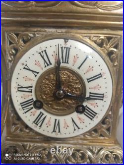 Pendule style baroque bronze fonctionne sonne
