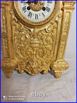 Pendule style neogothique bronze fonctionne sonne