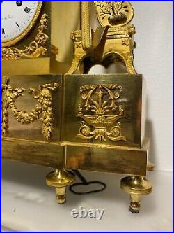 Pendule troubadour Bronze doré Epoque Empire début XIXe