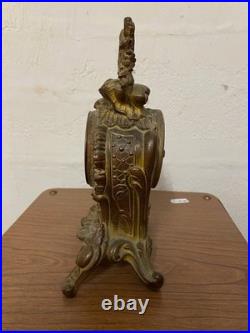 Petite Pendule Style Louis XVI Rocaille En Bronze Dore Début Xxème A Restaurer Petite Pendule Style Louis XVI Rocaille En Bronze Dore Début Xxème A Restaurer