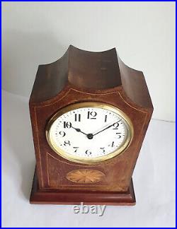 Petite pendule porte échappement cylindre bois marqueterie Kaminuhr clock uhr
