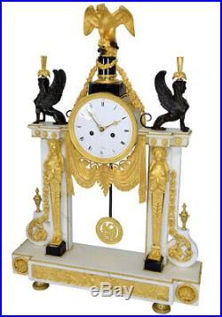 Portique Consulat. Kaminuhr Empire clock bronze horloge antique cartel pendule