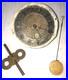 RARE-Mini-mouvement-a-fil-balancier-cadran-argente-clef-75-5mm-video-01-lym