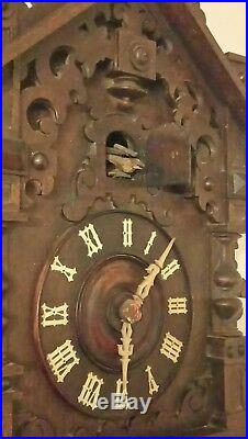 Rare ancienne horloge coucou de la foret noire