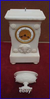 Rare ancienne magnifique pendule portique XVIII EME mouvement a fil fonctionne