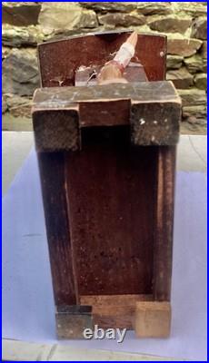 Réveil, pendule automate en terre cuite horloge foret noire