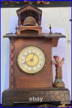 Réveil, pendule automate en terre cuite horloge foret noire