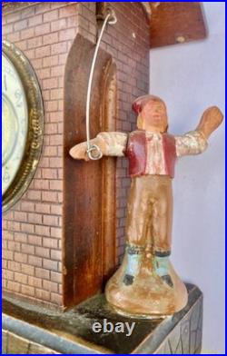 Réveil, pendule automate en terre cuite horloge foret noire