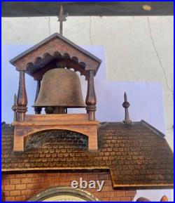 Réveil, pendule automate en terre cuite horloge foret noire