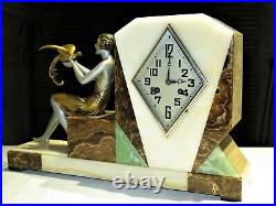 Superbe pendule Art Déco signée DAUVERGNE french clock spelter