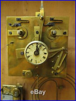 Tableau horloge XIX ieme mvt à fil, 3 gongs boite à musique antique clock