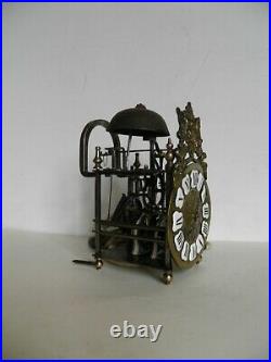 Très petite horloge lanterne a une aiguille, XVIIIe siècle