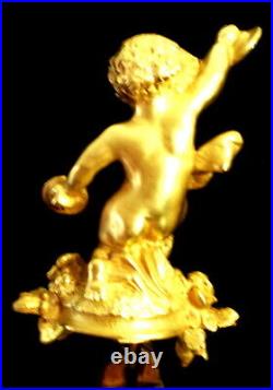 Vers 1810 EMPIRE Français Chérubin Musicien bronze doré pour Pendule Cartel