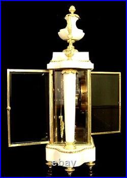 XIX ème SIÉCLE Très Rare PENDULE CAGE en MARBRE BLANC de CARRARE et Bronze doré